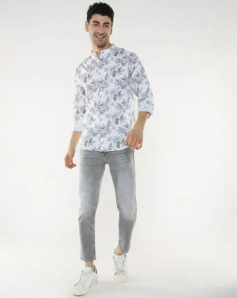 -473Wx593H-700320238-white-MODEL5.webp